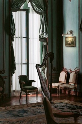 Подсветка для картины Maytoni Renoir PIC118-22-R в Краснокамске - krasnokamsk.mebel24.online | фото 2